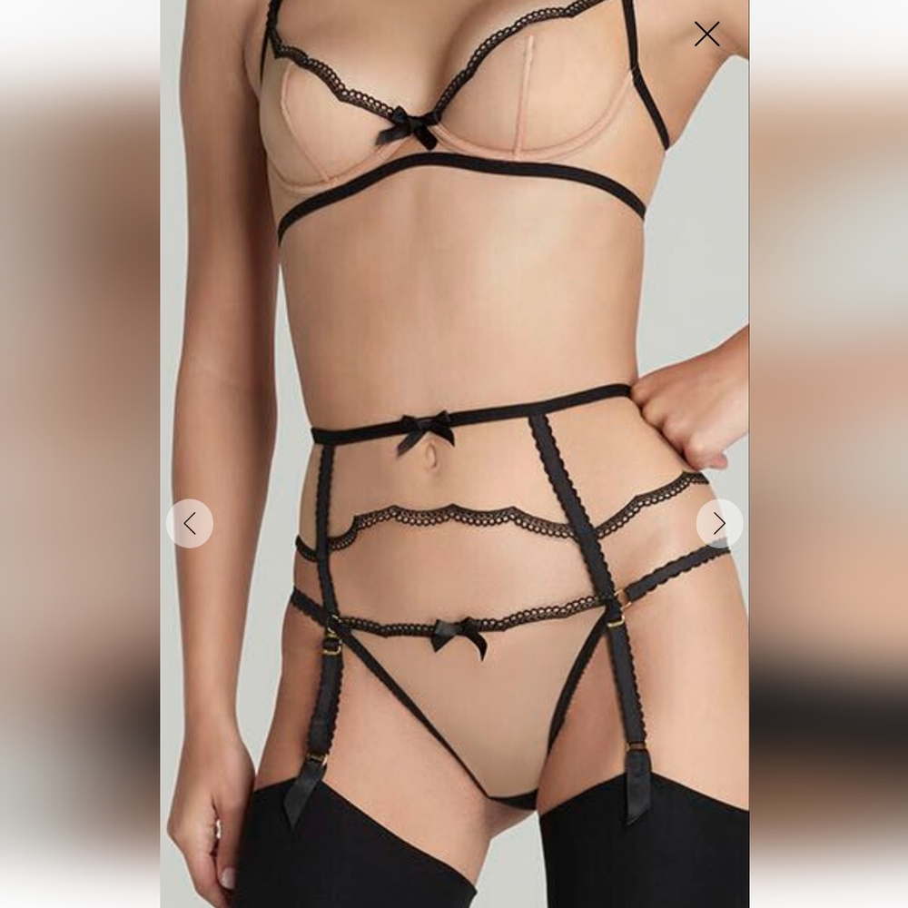 Agent provocateur 34c Bra suspender 3 panties 3